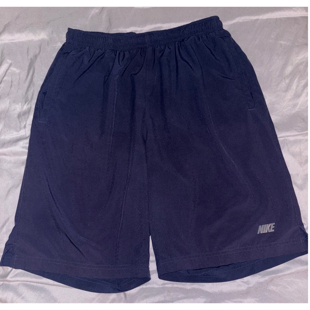 Nike Men's Navy Blue Unlined Nylon 11" Training‎ Shorts, Size Large